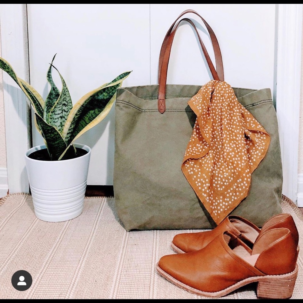 Madewell The brady low cut block heel bootie.